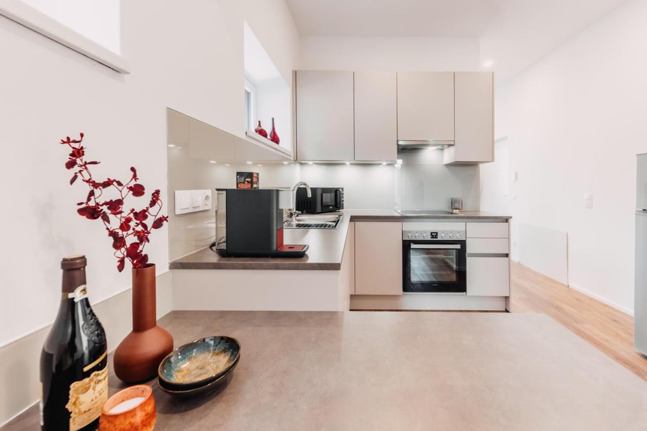 Wohnen Bahnstrasse 5 Apartment Клагенфурт Екстериор снимка